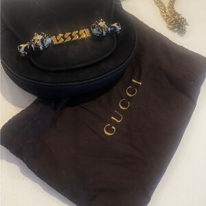 Gucci Women's Black and Gold Chain Accessory